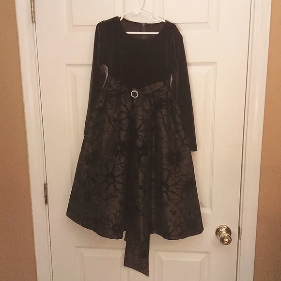 sweet pea and lilli Dresses Sweet Pea And Lille Dress Poshmark